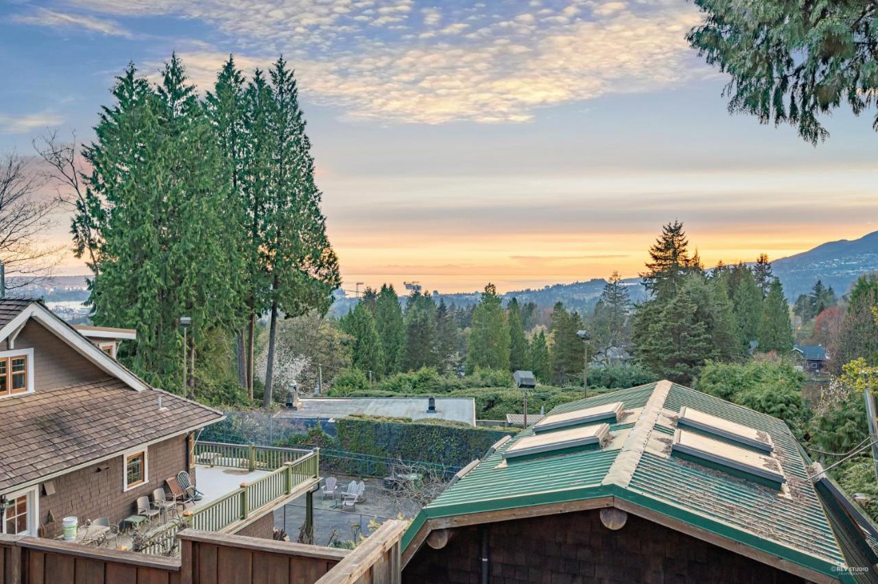 Cypress: Private Bedroom/Bathroom/Office, With Shared Pool, Hot Tub North Vancouver Exteriér fotografie