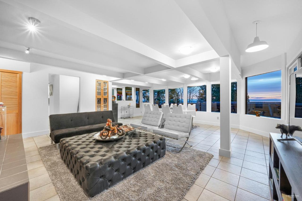 Cypress: Private Bedroom/Bathroom/Office, With Shared Pool, Hot Tub North Vancouver Exteriér fotografie