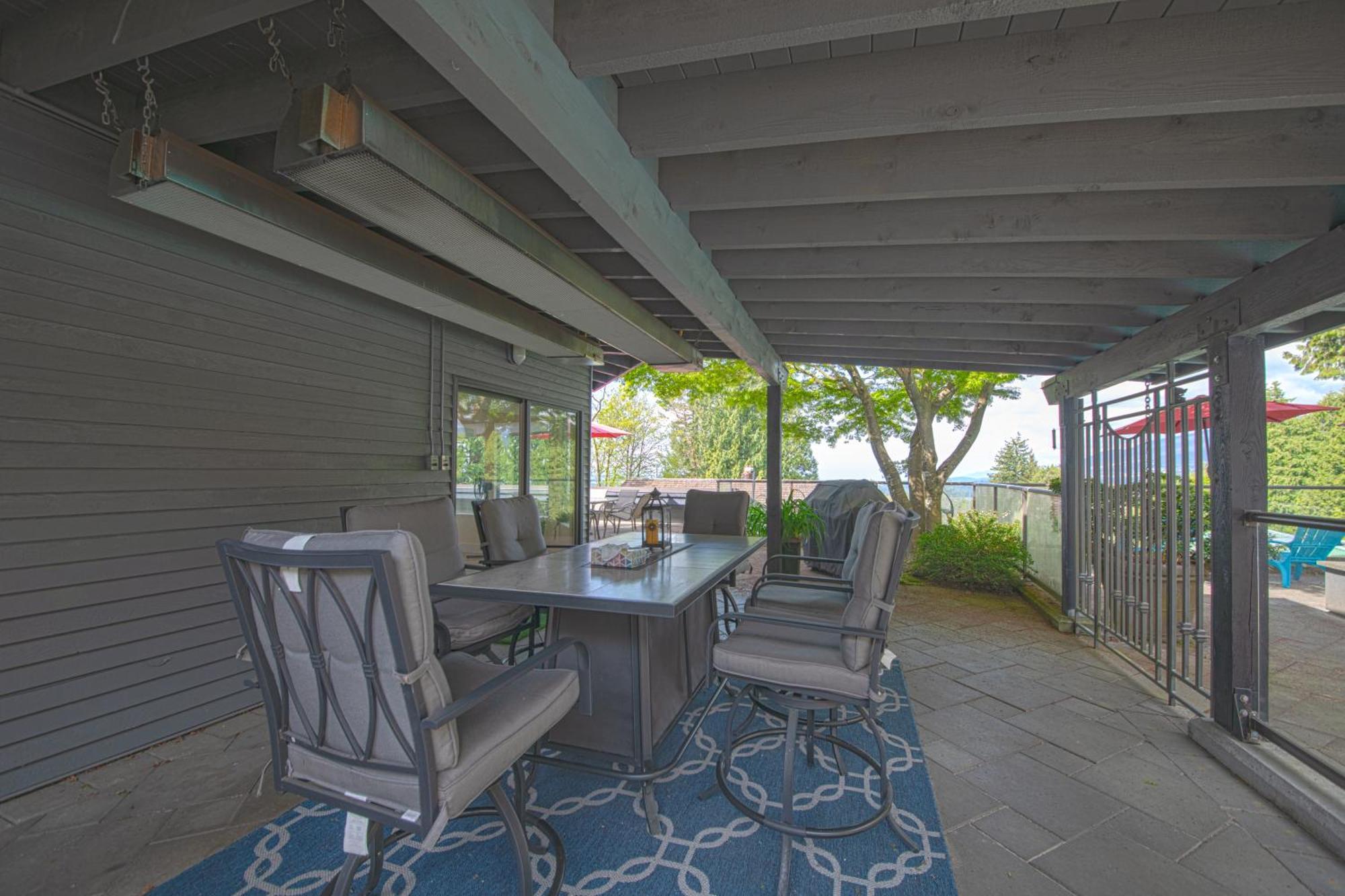 Cypress: Private Bedroom/Bathroom/Office, With Shared Pool, Hot Tub North Vancouver Exteriér fotografie