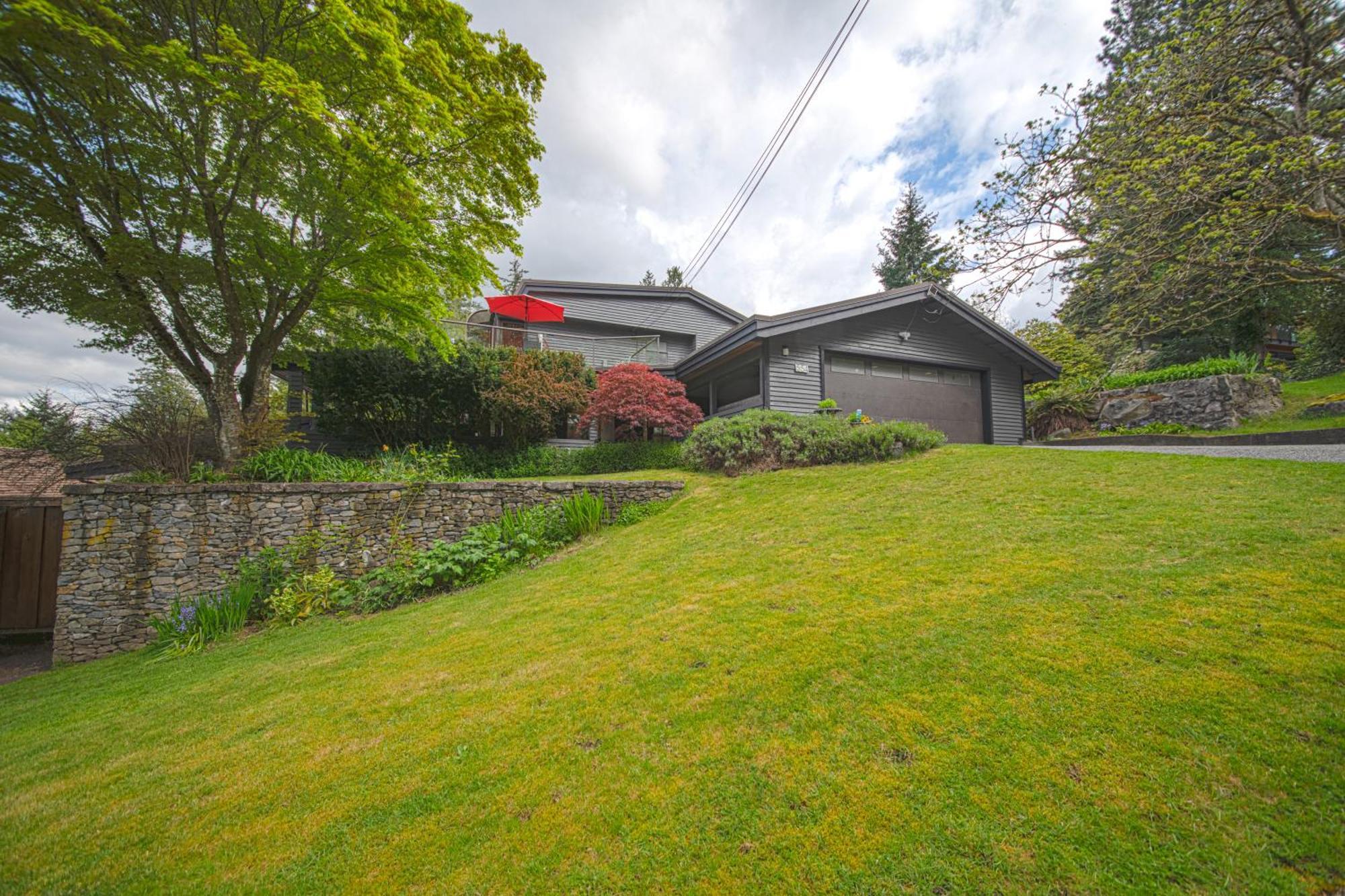 Cypress: Private Bedroom/Bathroom/Office, With Shared Pool, Hot Tub North Vancouver Exteriér fotografie