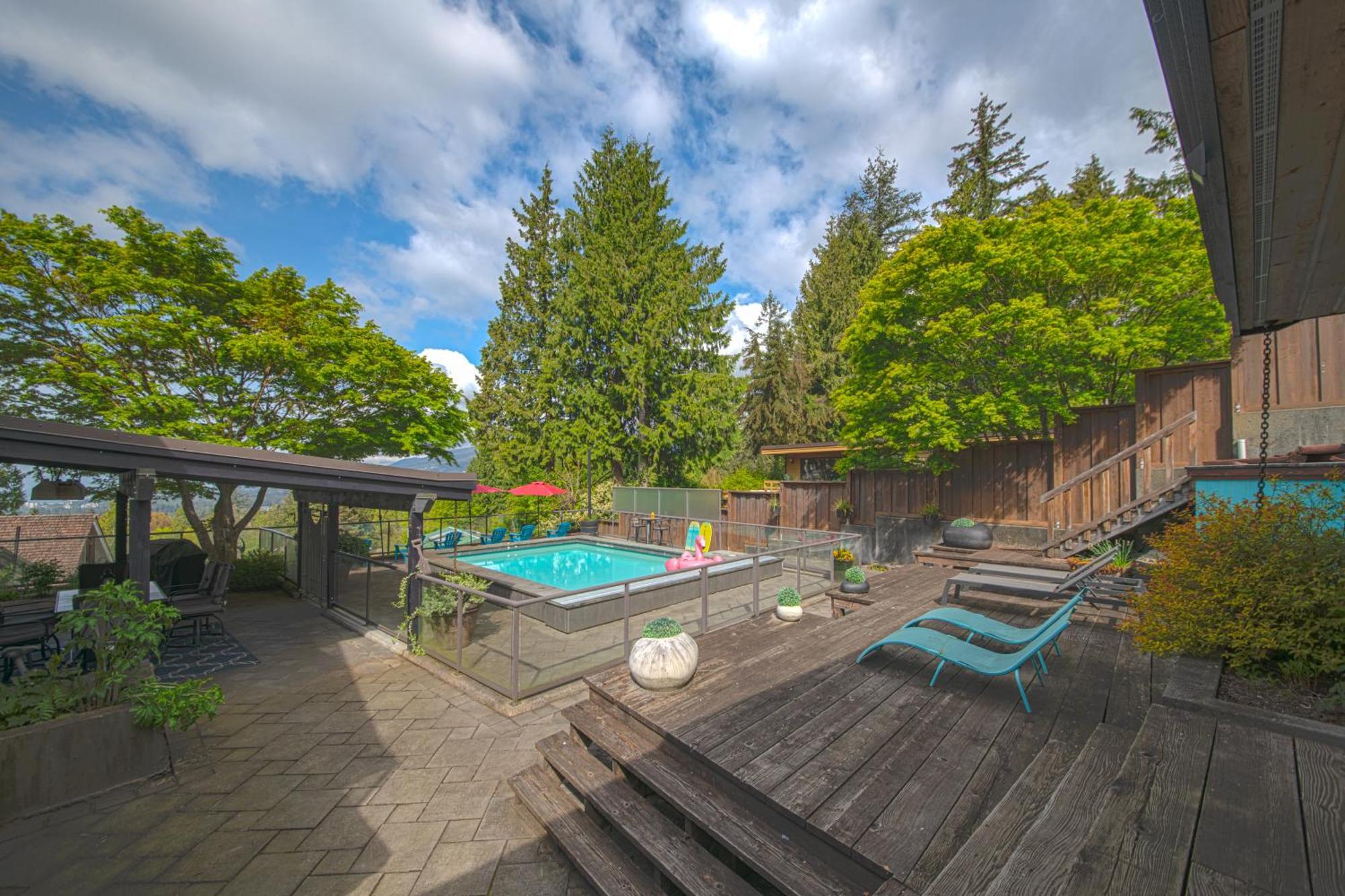 Cypress: Private Bedroom/Bathroom/Office, With Shared Pool, Hot Tub North Vancouver Exteriér fotografie